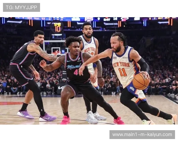 布伦森35分5篮板7助攻空砍 尼克斯虽败仍保东部第二 布伦森35分5篮板7助攻空砍 尼克斯虽败仍保东部第二